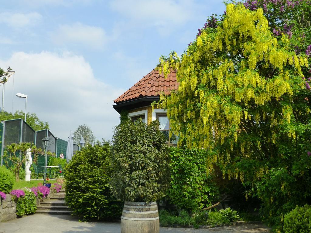 Gasthof Hohlwegwirt Hallein Eksteriør bilde